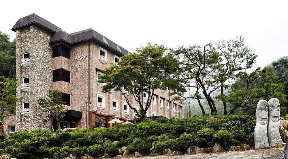 Unique Hotel Namoo Cheongju Buitenkant foto